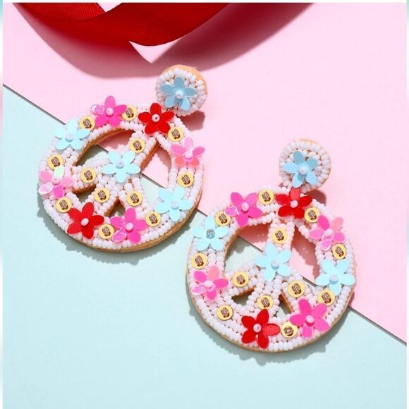 NWT Peace Sign Boho Beaded Dangle Earrings - Picture 5 of 8